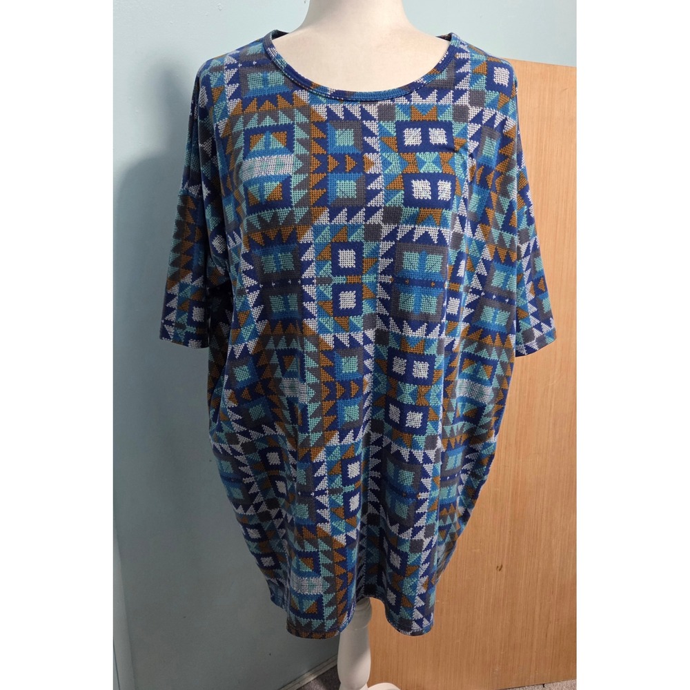 LuLaRoe Carly Dress Medium Blue Geometric Southwestern Print Short‎ Sleeve M